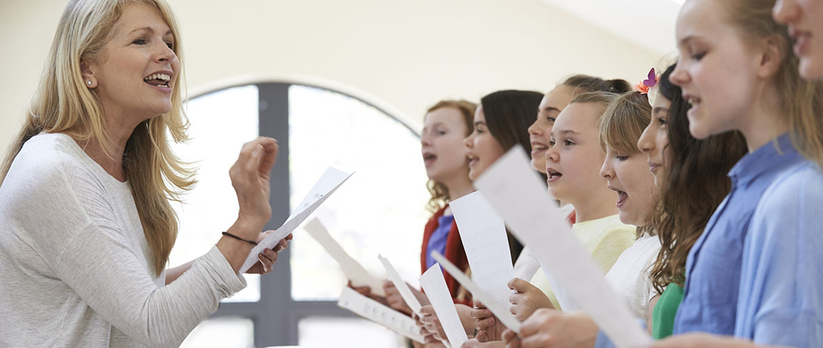 Vocal teacher with young students