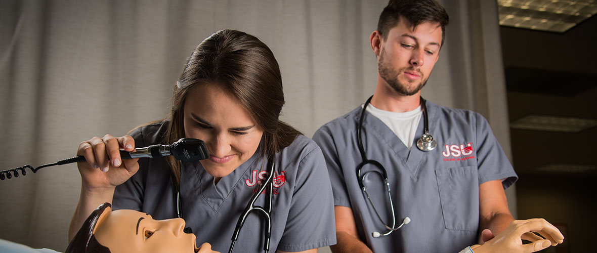 Nursing Students in working in a simulation lab