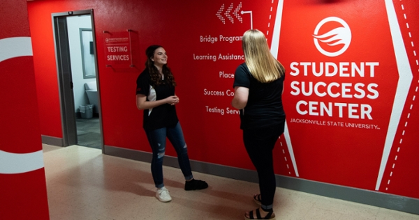 Student chat in the Student Success Center.